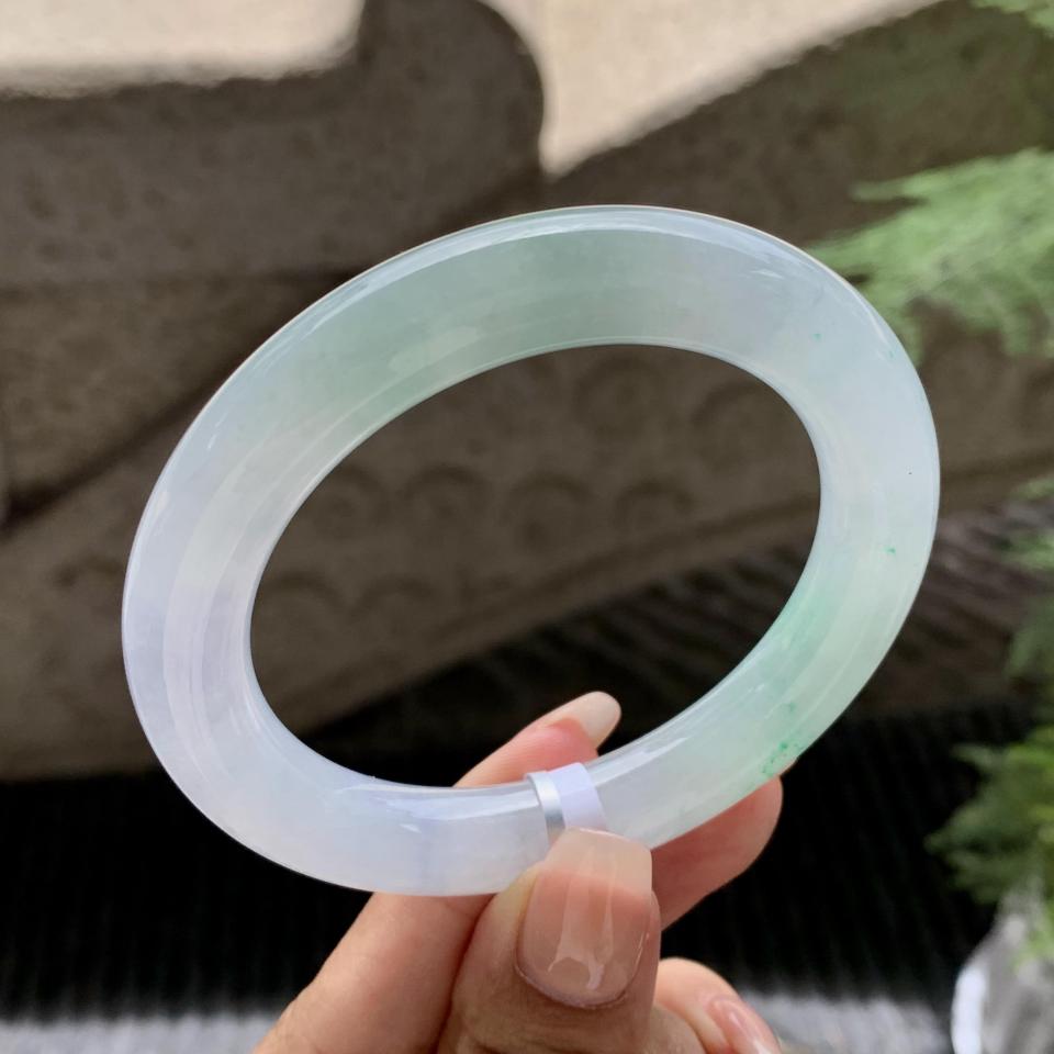 糯冰种飘花翡翠圆条手镯（56.3mm）（TF06250003）