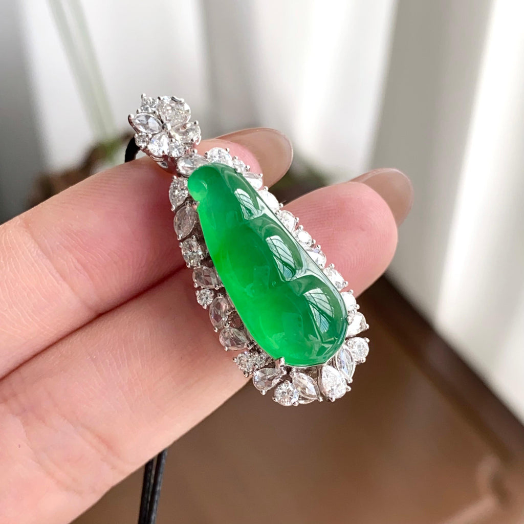 18k金钻镶冰种阳绿福豆吊坠（yc258284）