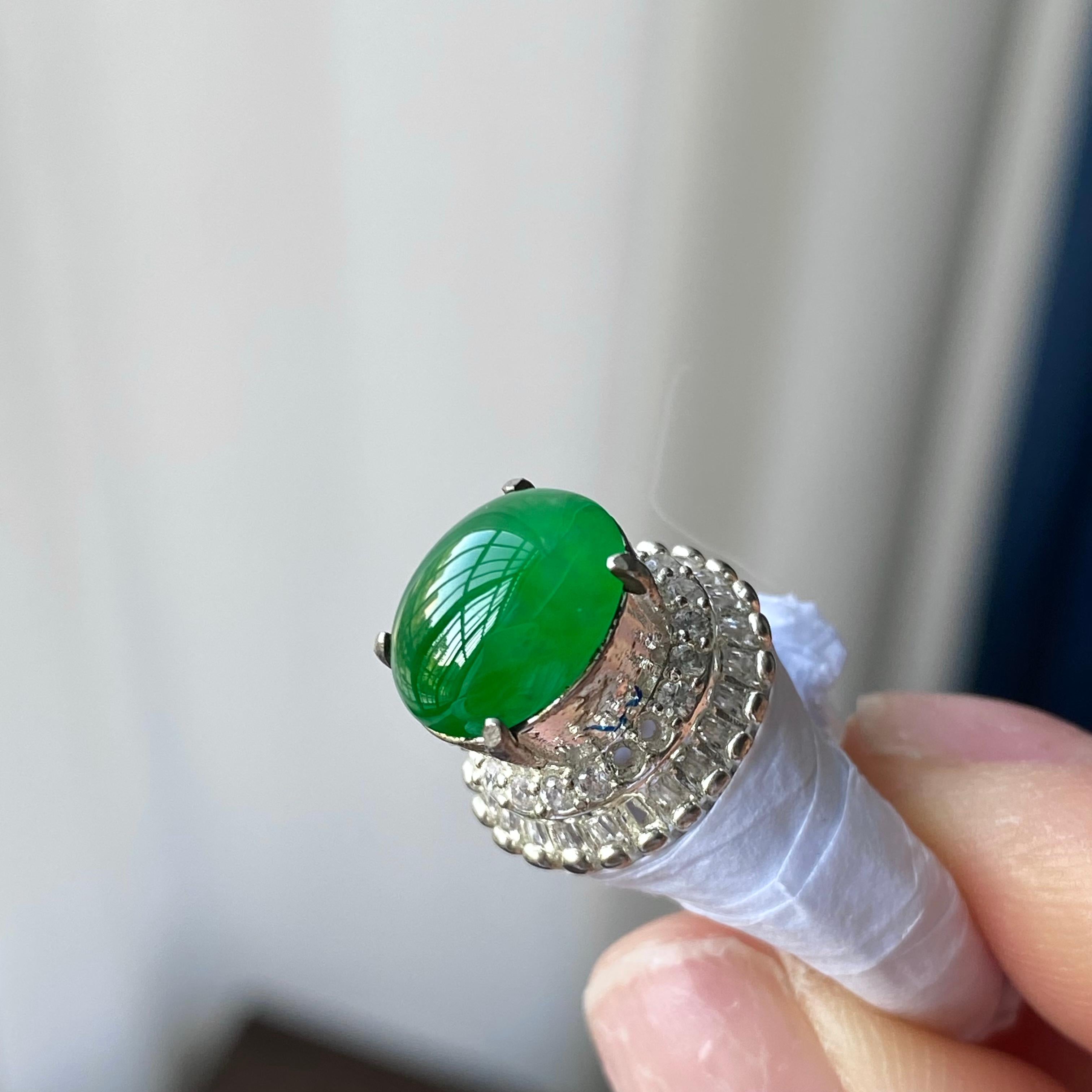 冰种满绿蛋面裸石（yc303870）