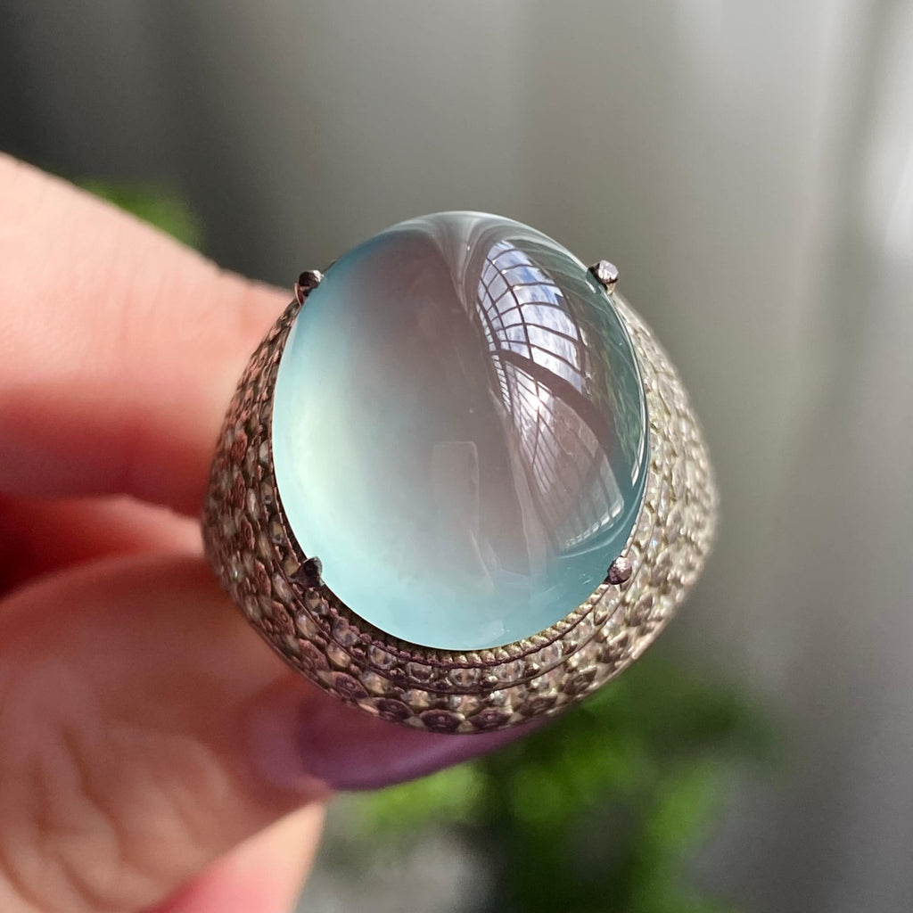 冰玻种蓝底蛋面戒面裸石（yc199651）