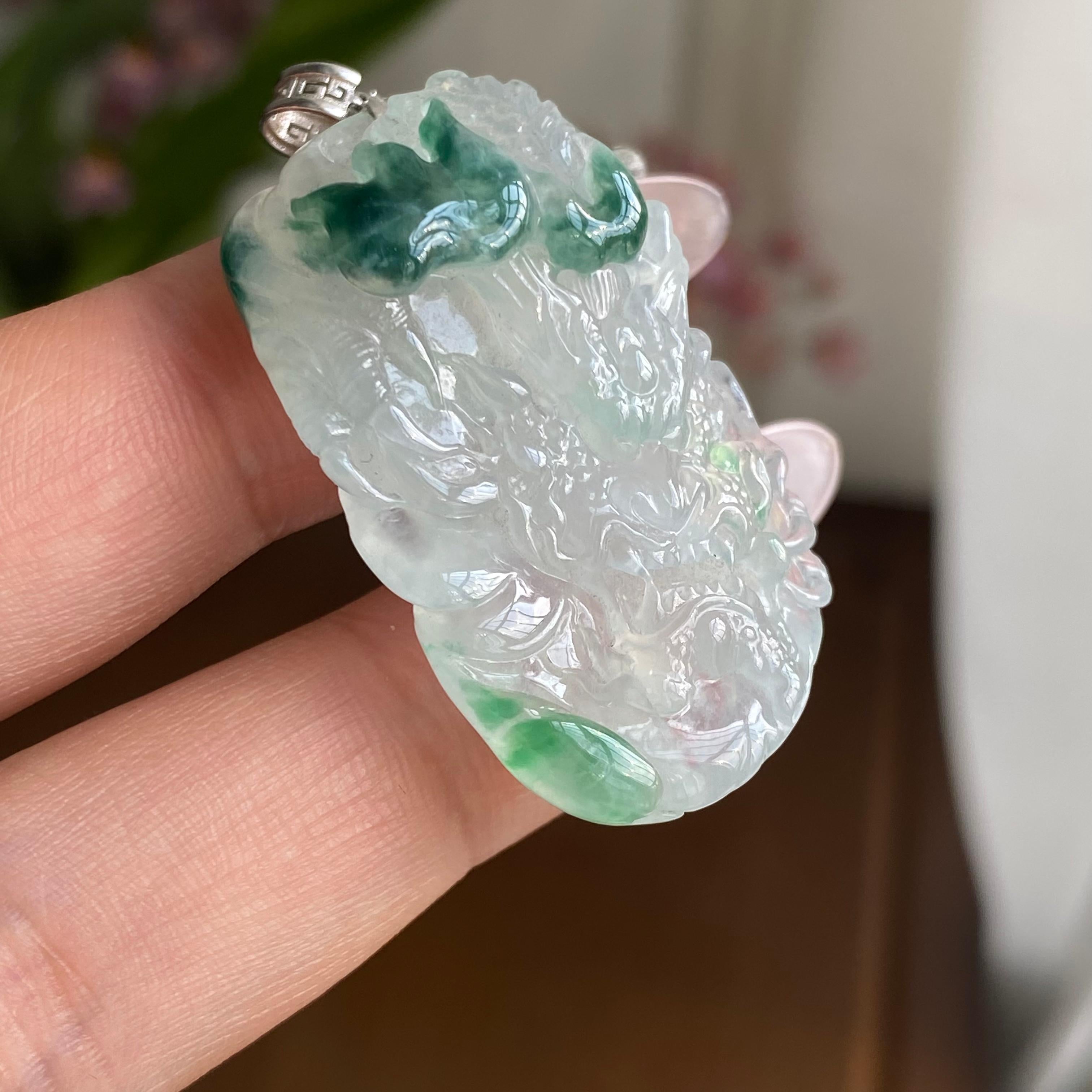 冰种飘花龙牌吊坠（yc303193）