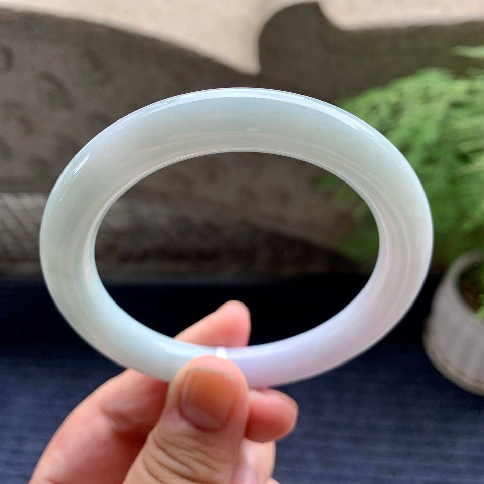 细糯种淡春彩圆条手镯（58.5mm）（yc097810）
