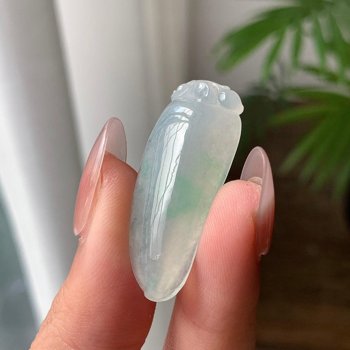 糯冰种飘绿福瓜吊坠 天然A货缅甸翡翠（yc693125）