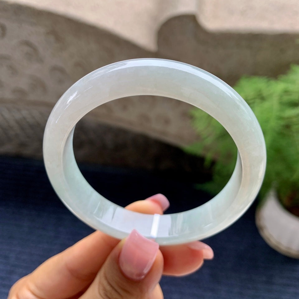 细糯种淡底色平安镯（55.8mm）（yc090097）