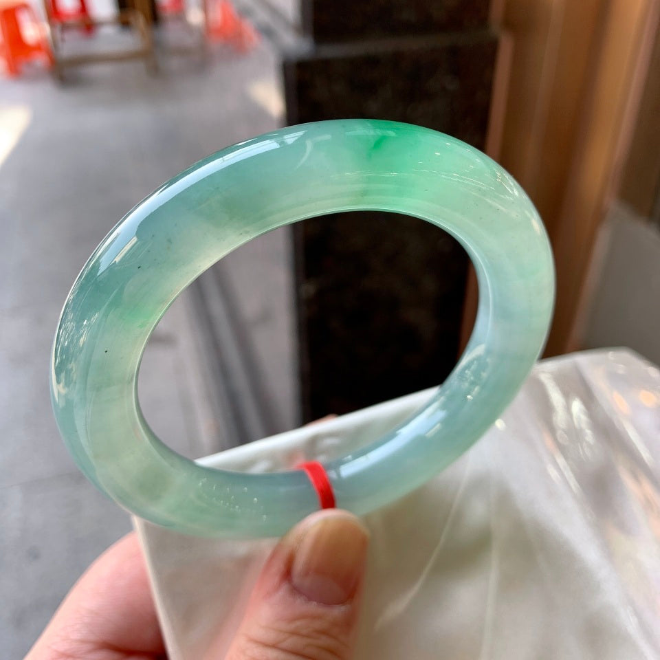 冰飘绿圆条手镯（57.3mm）（yc058547）