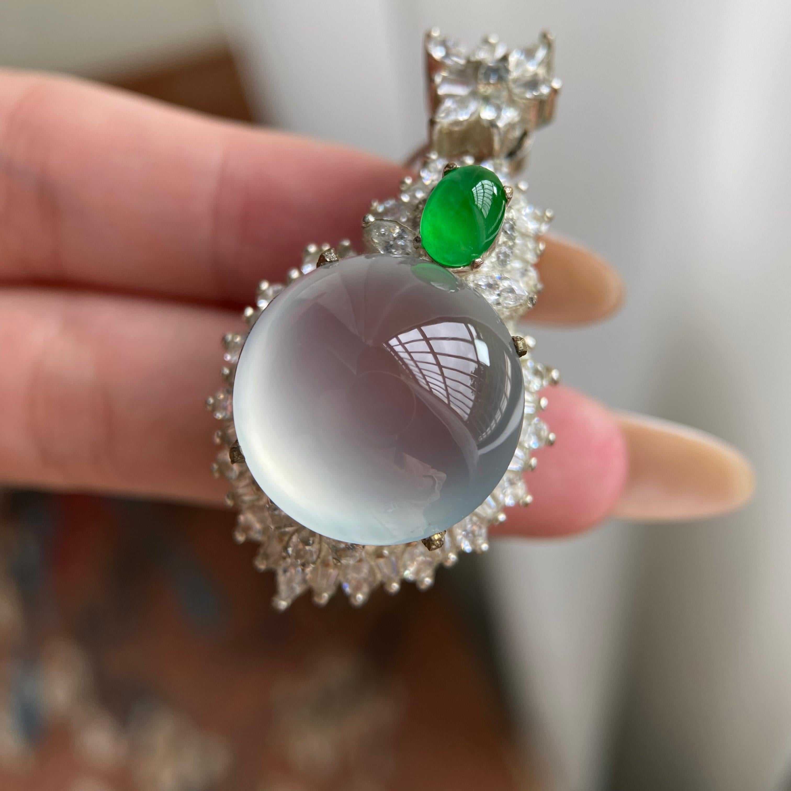 冰玻种白月光鸽子蛋吊坠裸石（yc223677）