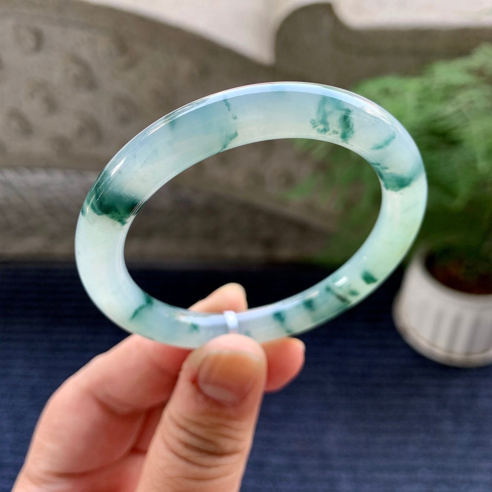 糯冰种飘蓝花圆条手镯（52mm）（yc080286）
