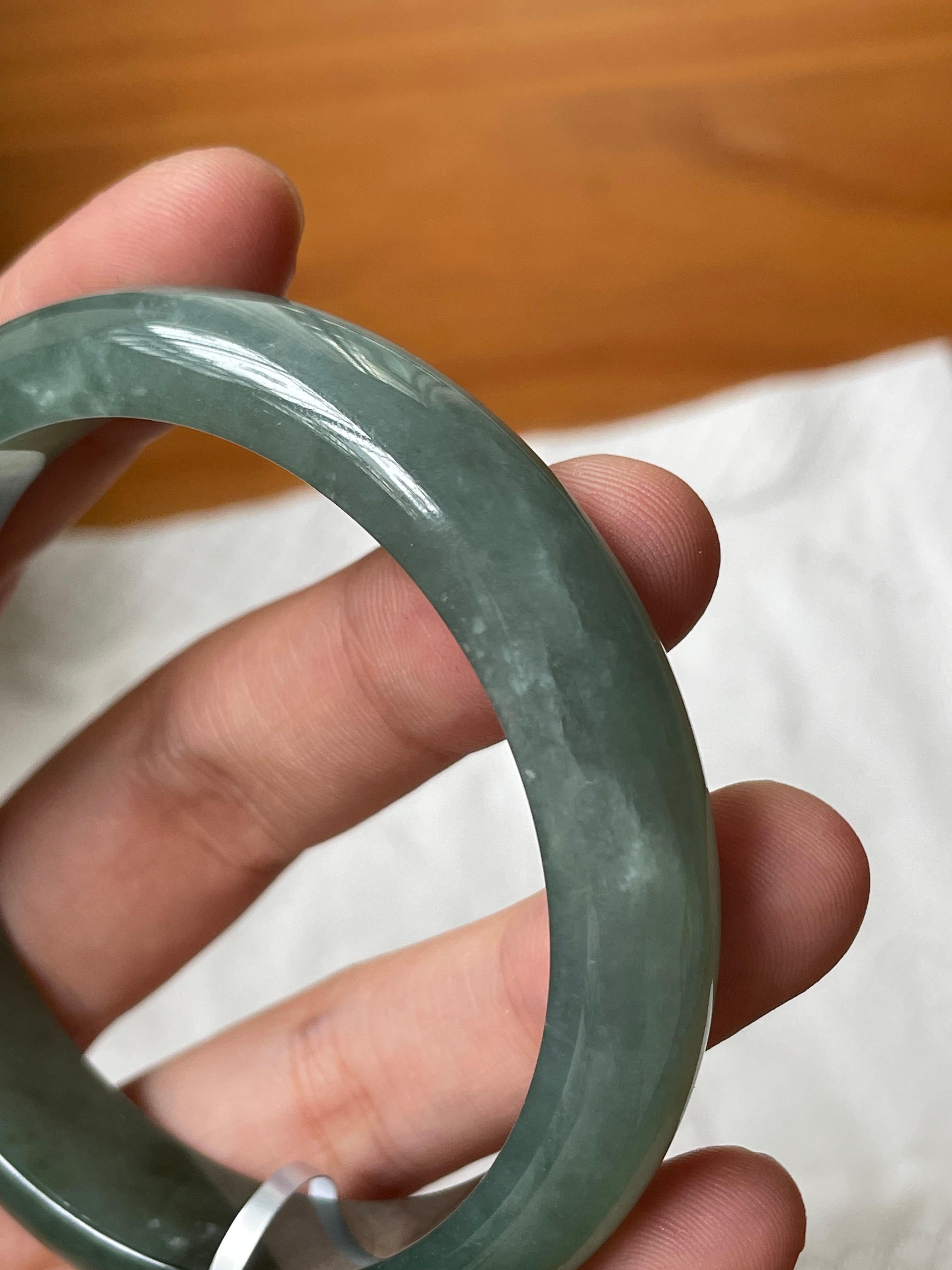 细糯种油青色湖水绿正圈平安镯 56圈口 天然缅甸A货翡翠（yc530780）