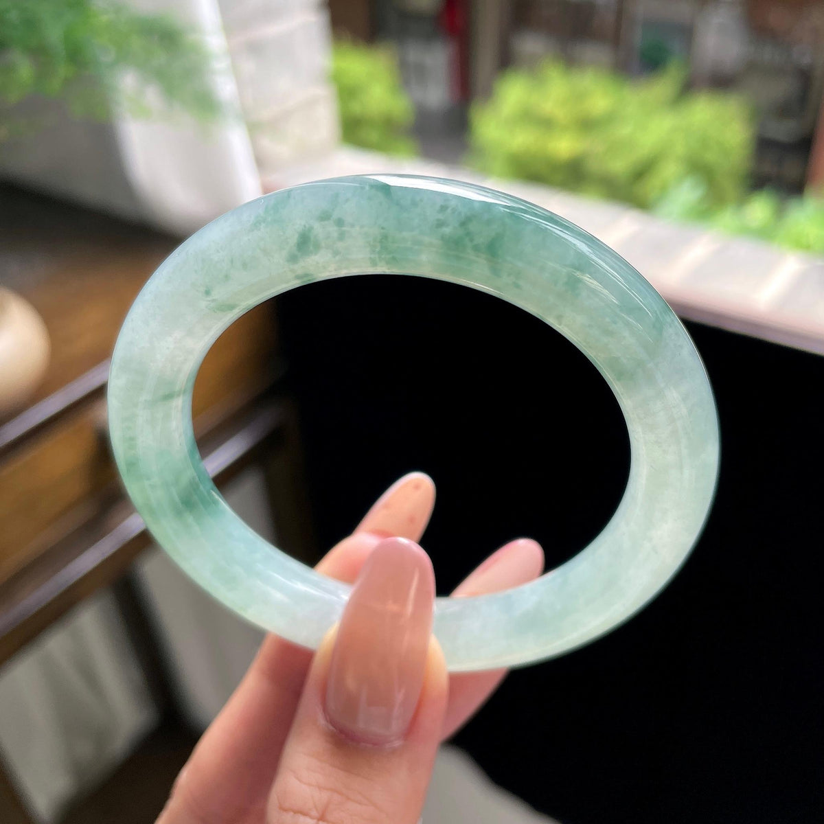 糯冰种绿飘花圆条 54.5圈 天然缅甸A货翡翠（yc703270）