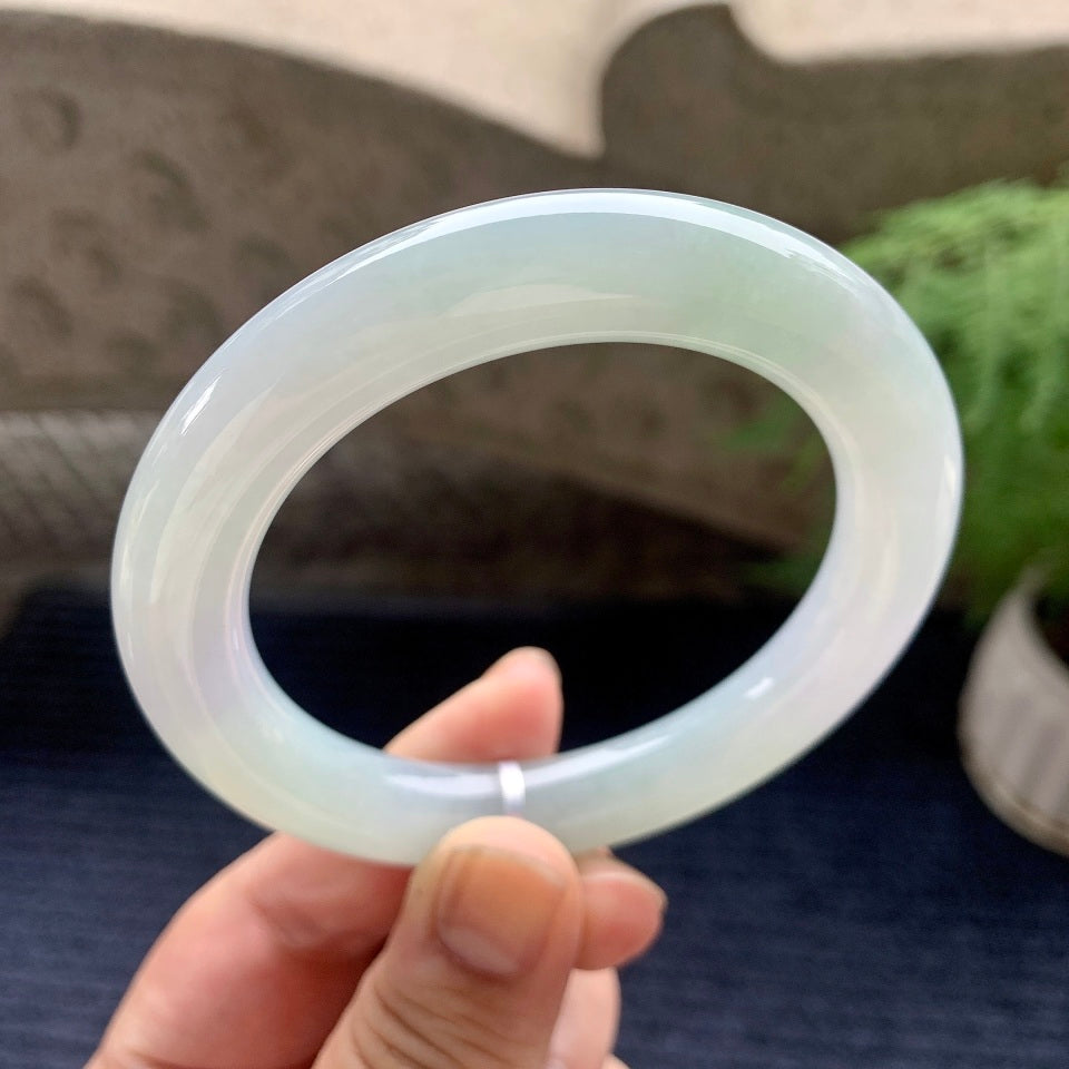细糯种淡晴底圆条手镯（57.2mm）（yc110699）