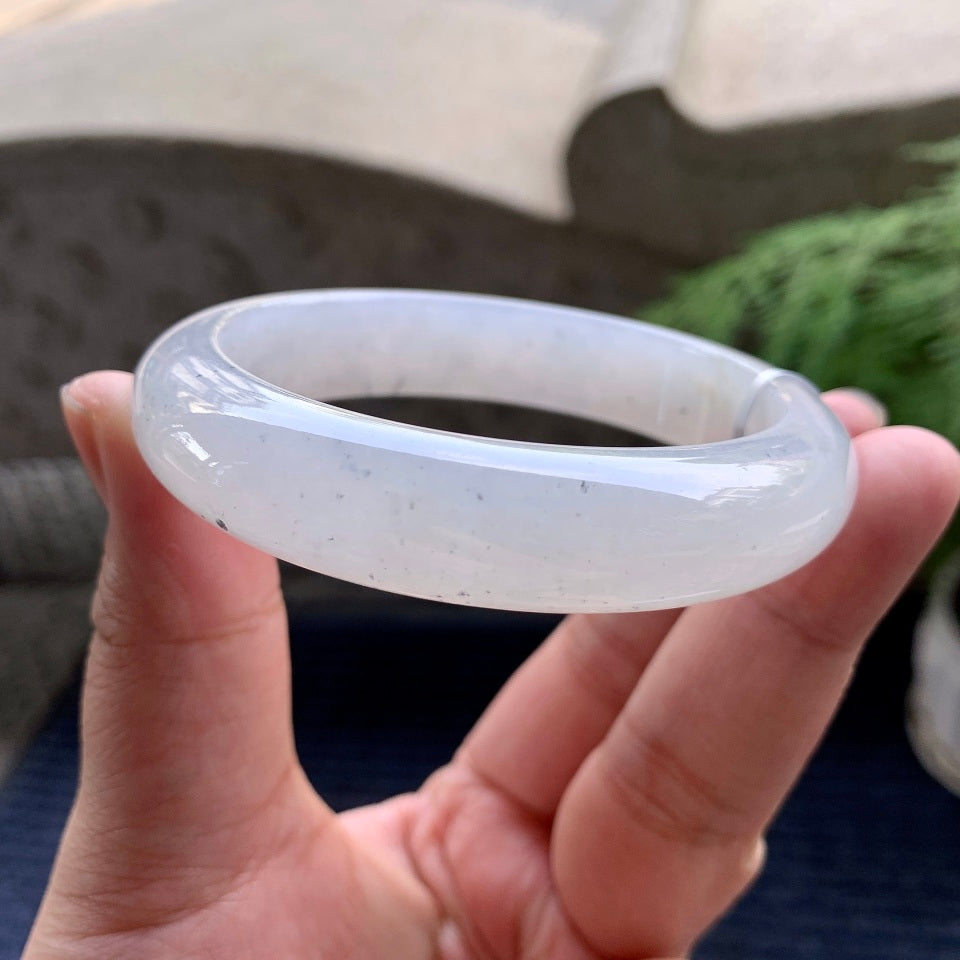 糯冰种乌鸡平安镯（58.4mm）（yc093306）