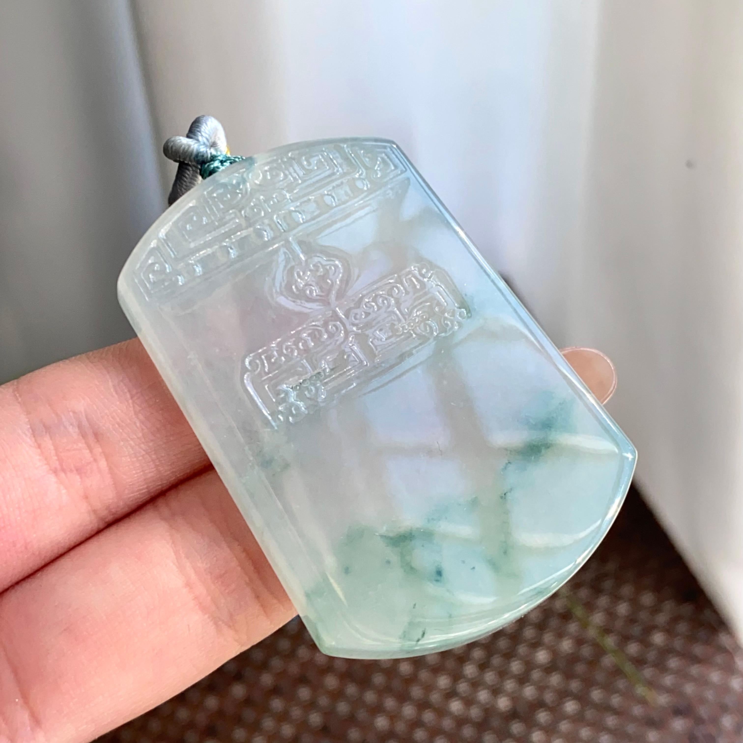 冰种飘花无事牌吊坠（yc265664）