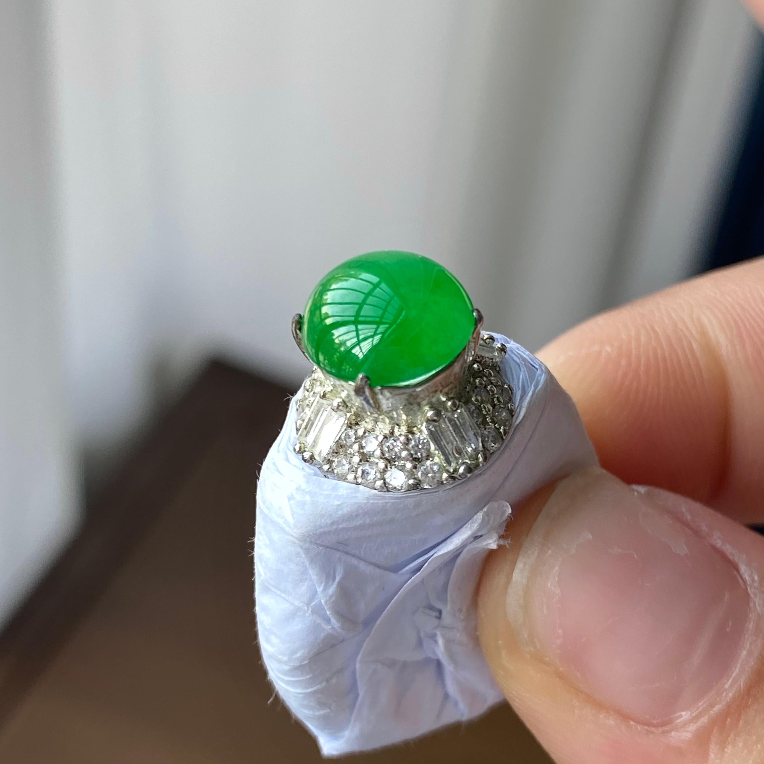 糯冰种满绿裸石蛋面（yc304215）