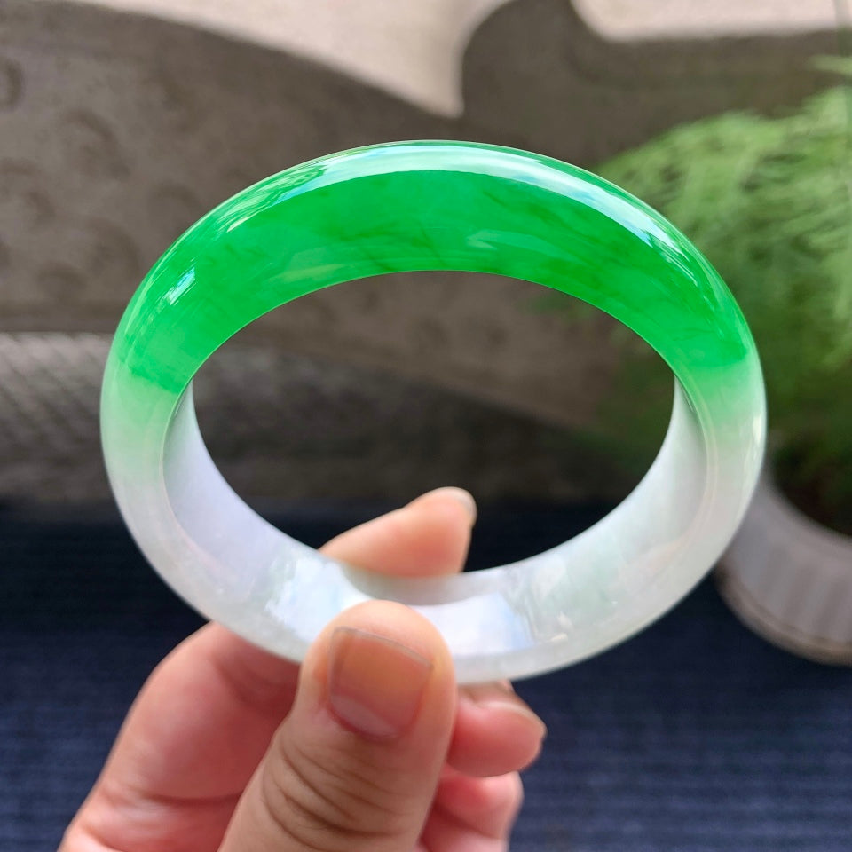 细糯种阳绿宽版轮胎手镯（58mm）（yc116052）