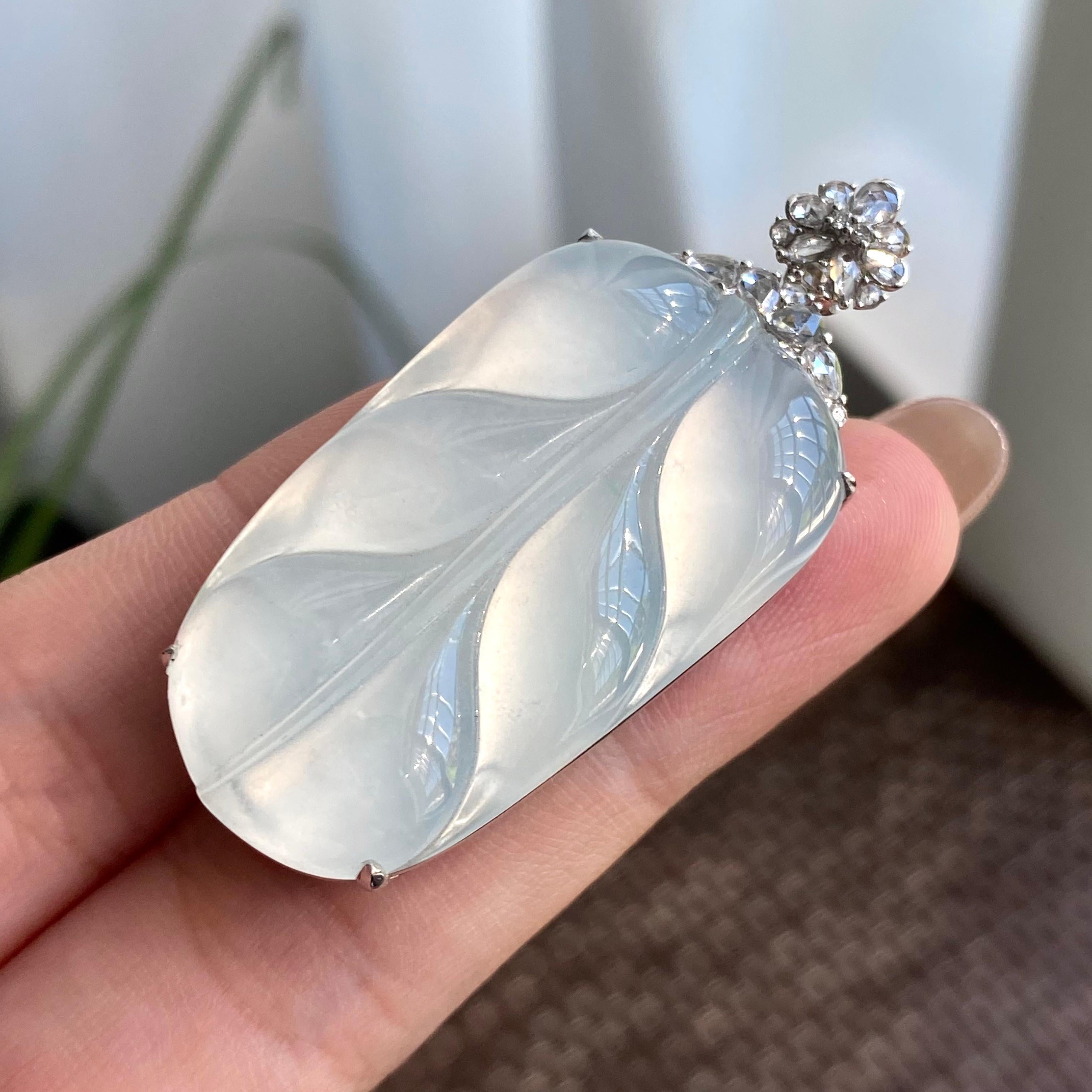 18k金钻镶冰种白月光玉叶吊坠（yc266179）