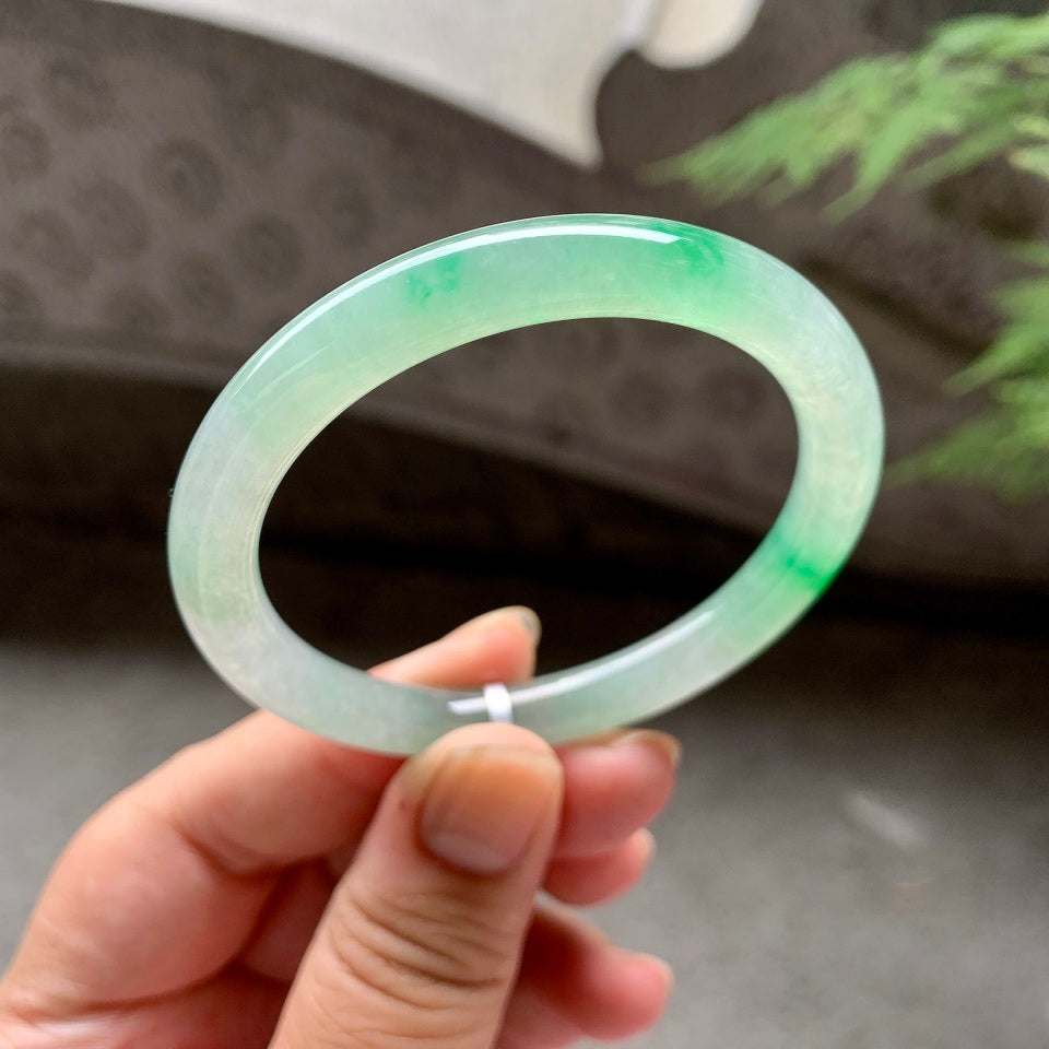 糯冰种飘阳绿圆条手镯（51.5mm）（yc106294）