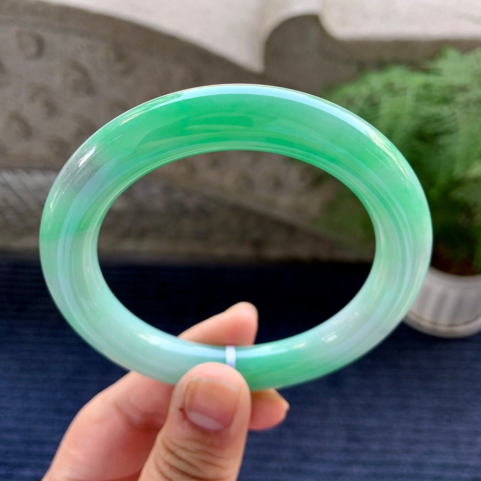 细糯种翠绿圆条手镯（60mm）（yc079992）