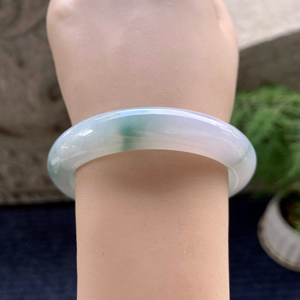 细糯种飘花平安镯（55.7mm）（yc090495）