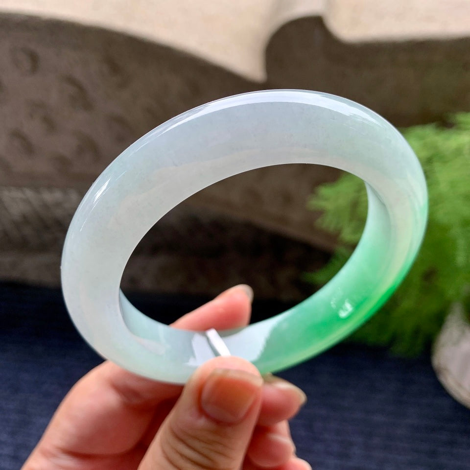 糯冰种飘阳绿平安镯（60.7mm）（yc096214）