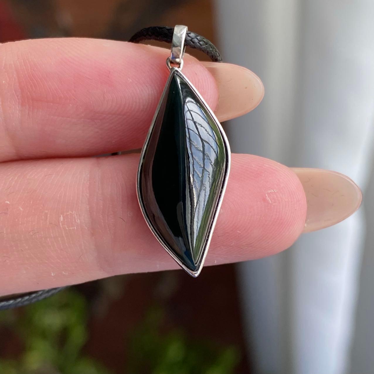 18k金镶墨翠随形吊坠（yc235112）