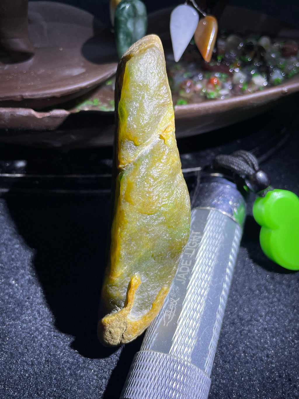大马坎开窗黄加绿牌子料（yc706684）