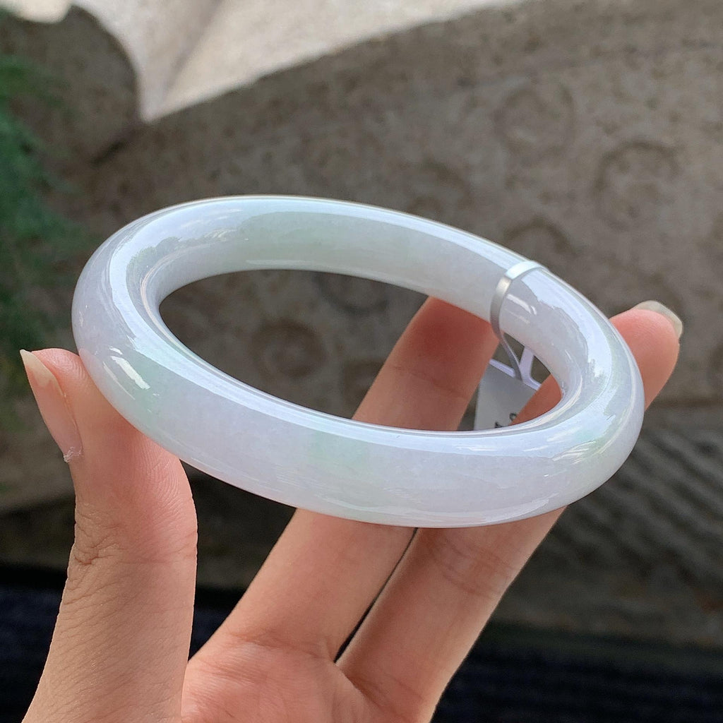 细糯种 飘绿圆条手镯 56.5圈 （yc699547）