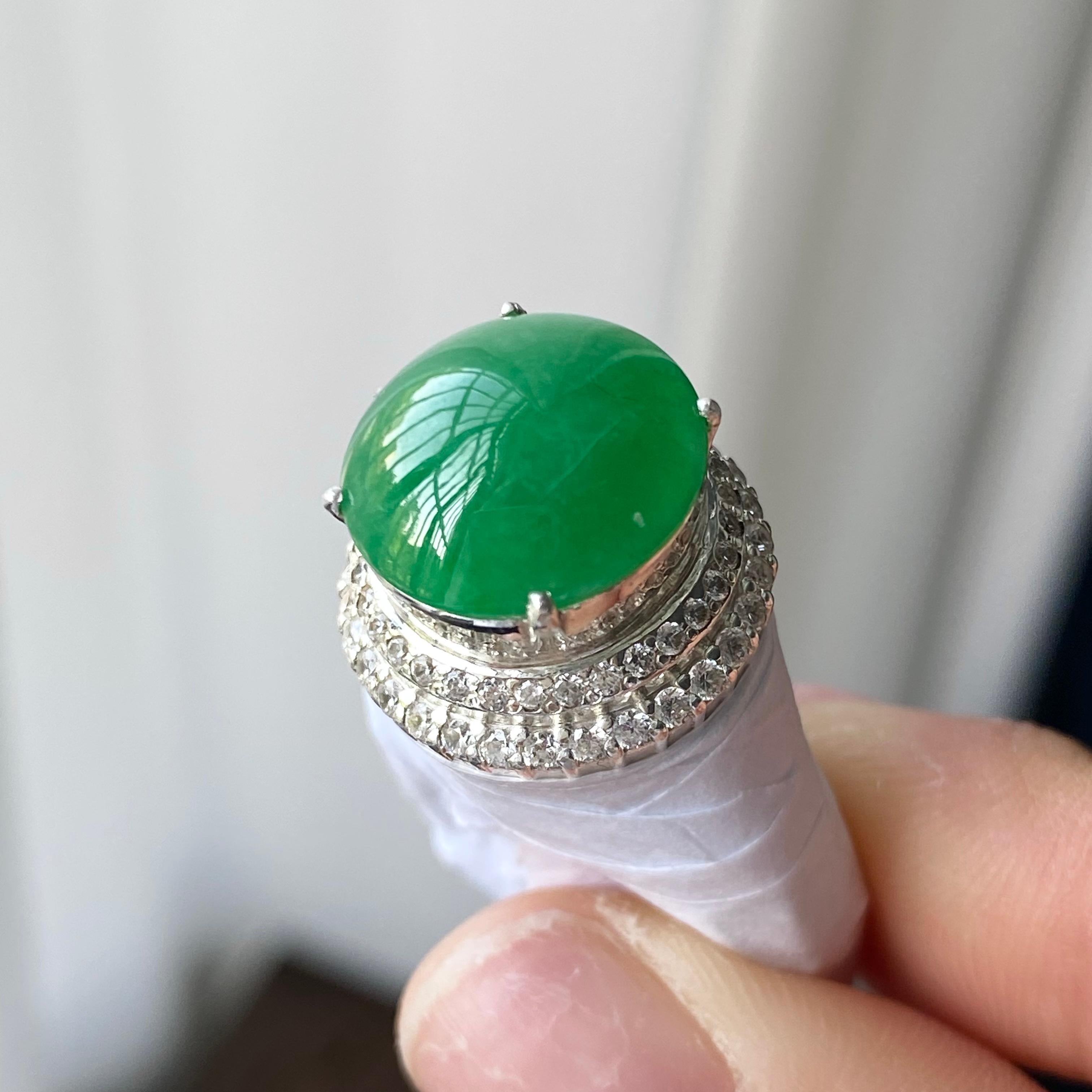 糯冰种满绿蛋面裸石（yc303893）