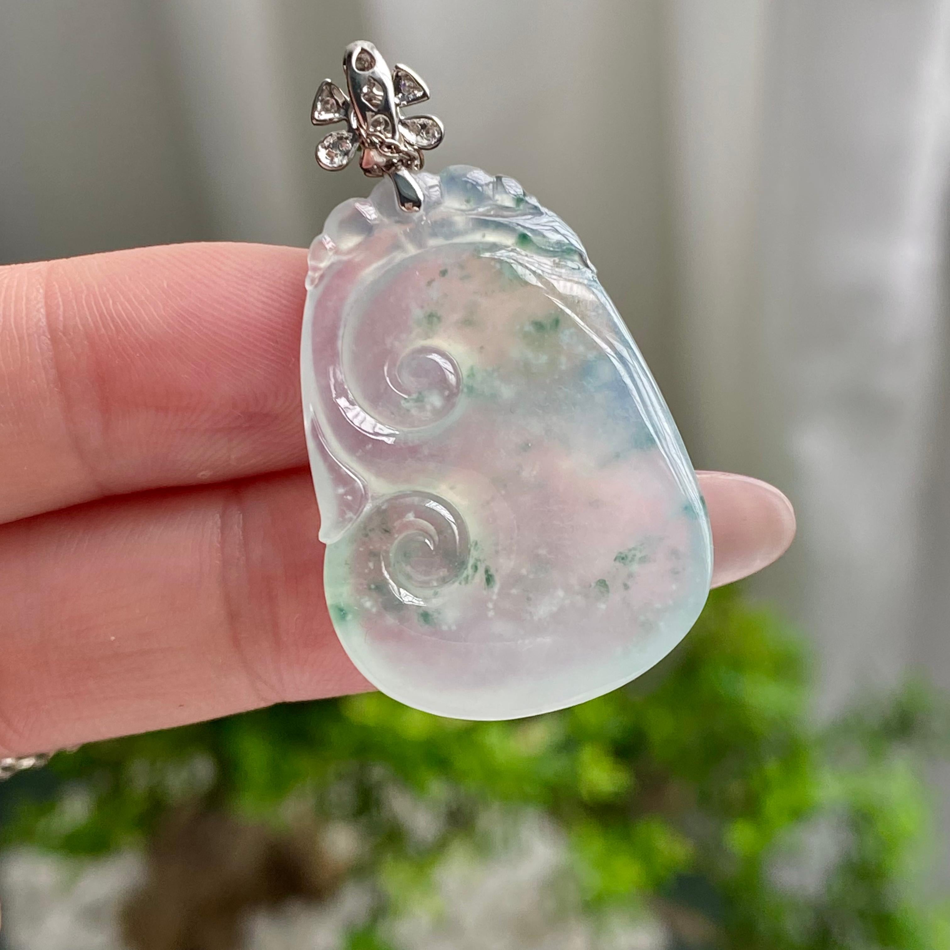 18k金钻镶冰种飘花如意吊坠（yc200952）