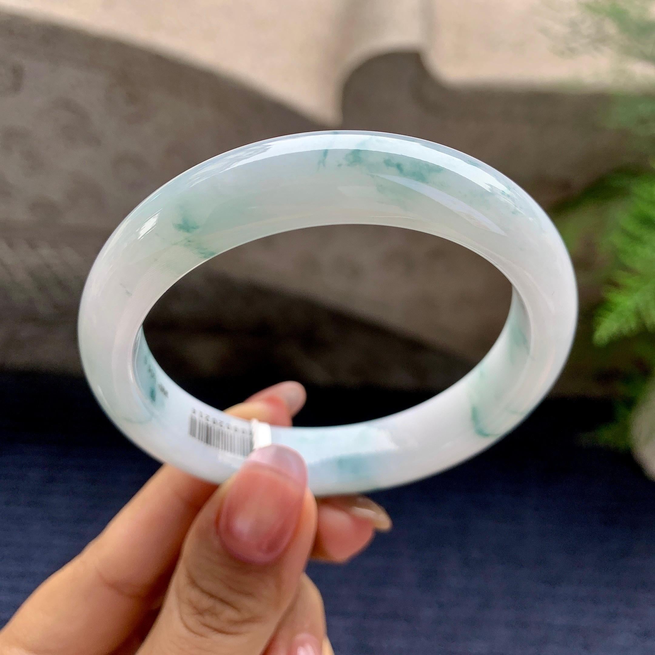 细糯种飘花平安镯（55.7mm）（yc280876）