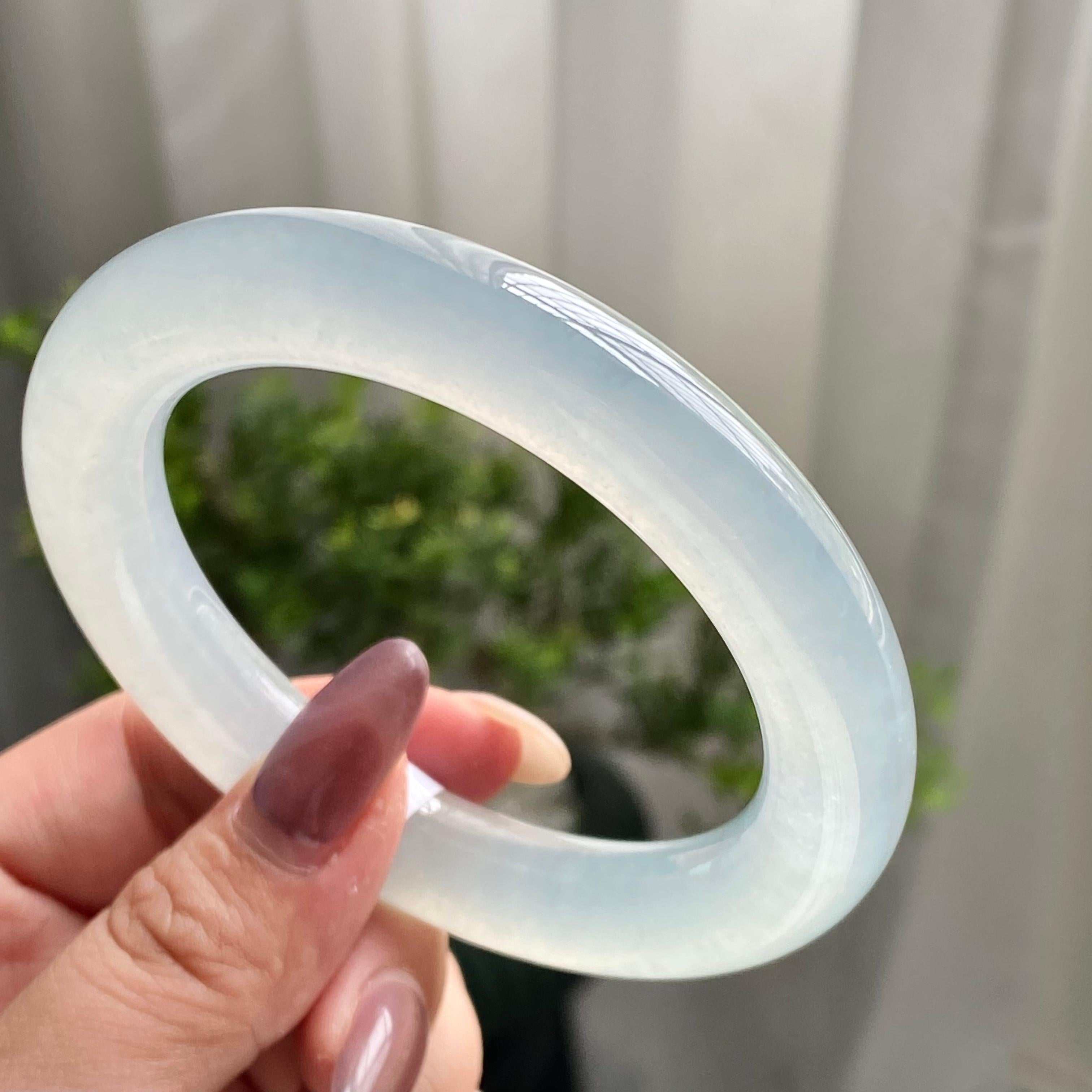 冰种白月光圆条手镯（58）（yc199716）