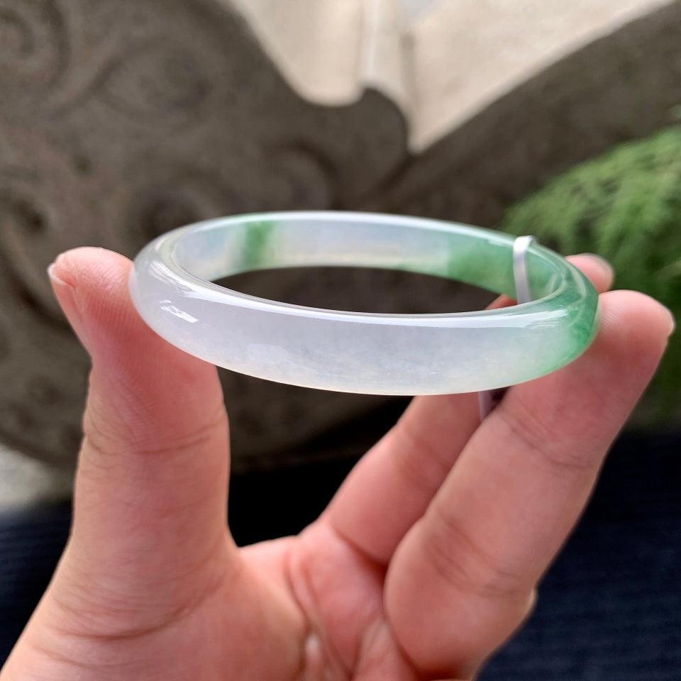 糯冰种飘花贵妃手镯（52.8mm）（yc090939）