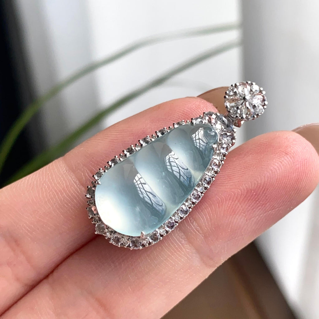 18k金钻镶冰玻种白月光福豆吊坠（yc262712）