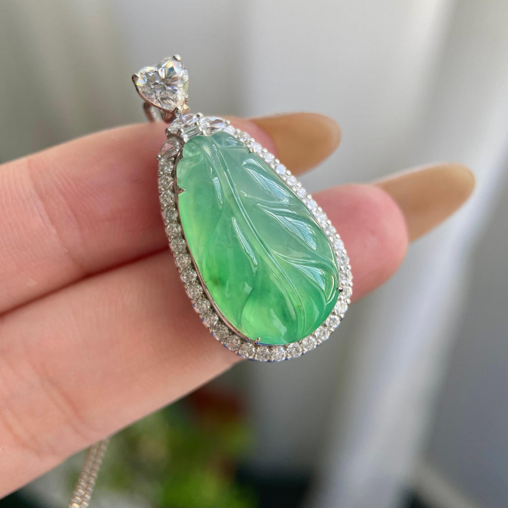 18k金钻镶冰种飘花玉叶吊坠（yc217131）