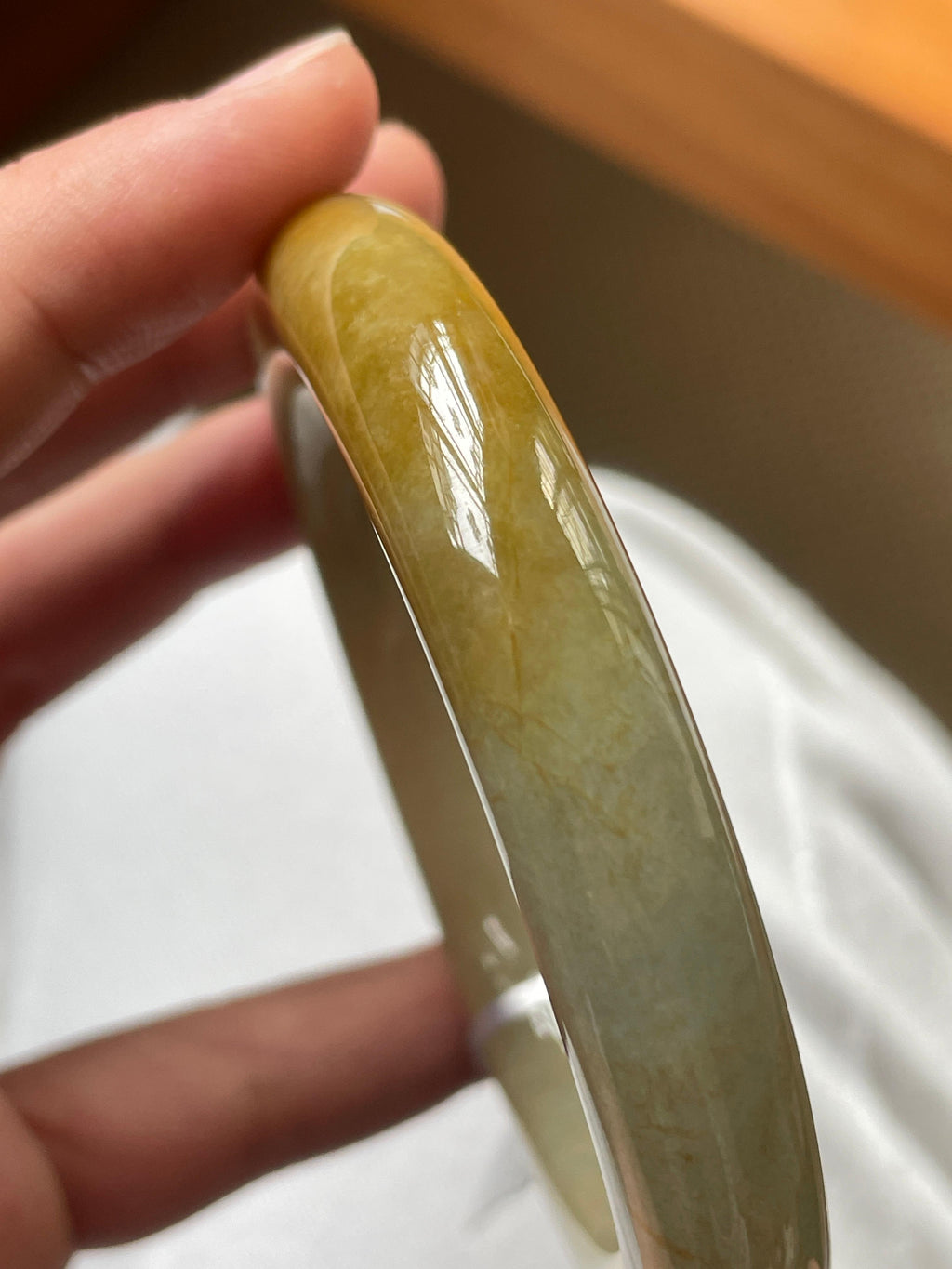 细糯种黄翡圆条手镯 57圈口 （yc537871）