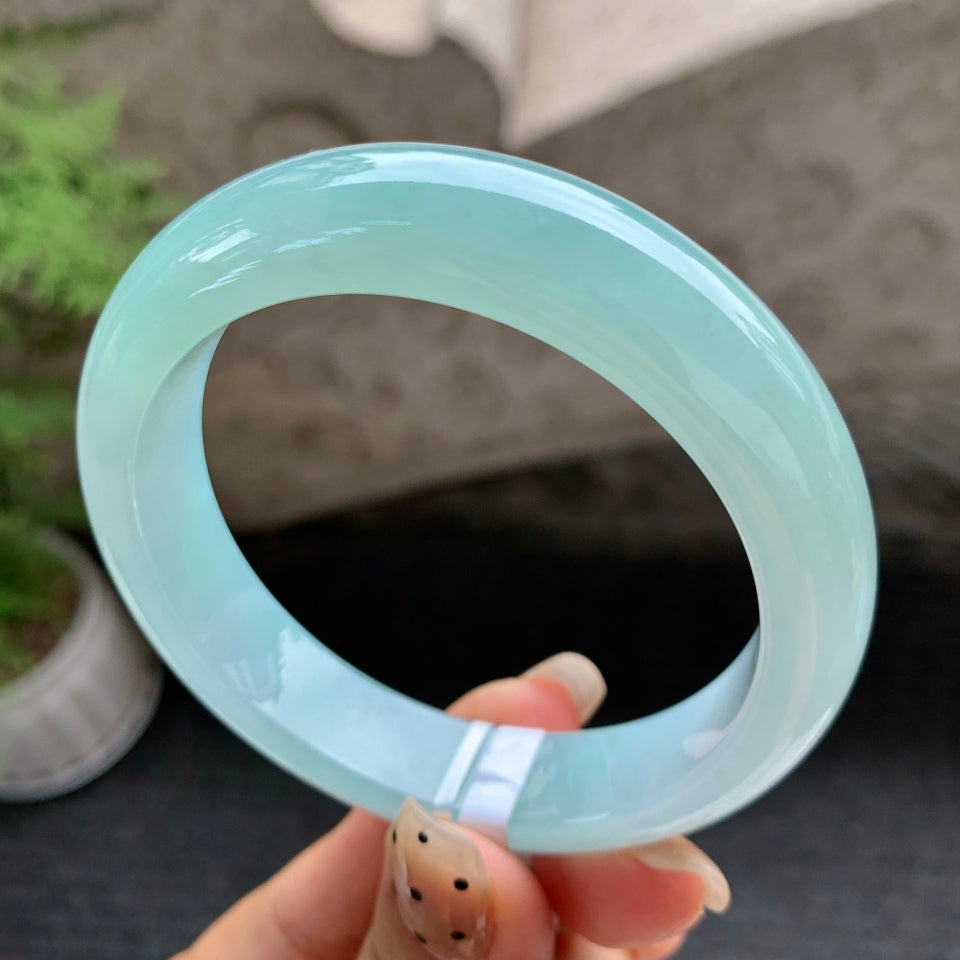 糯化晴底翡翠平安镯（55.6mm）（yc016983）