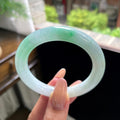 秒杀 糯种阳绿白底青圆条 54圈 天然缅甸A货翡翠（yc703260）