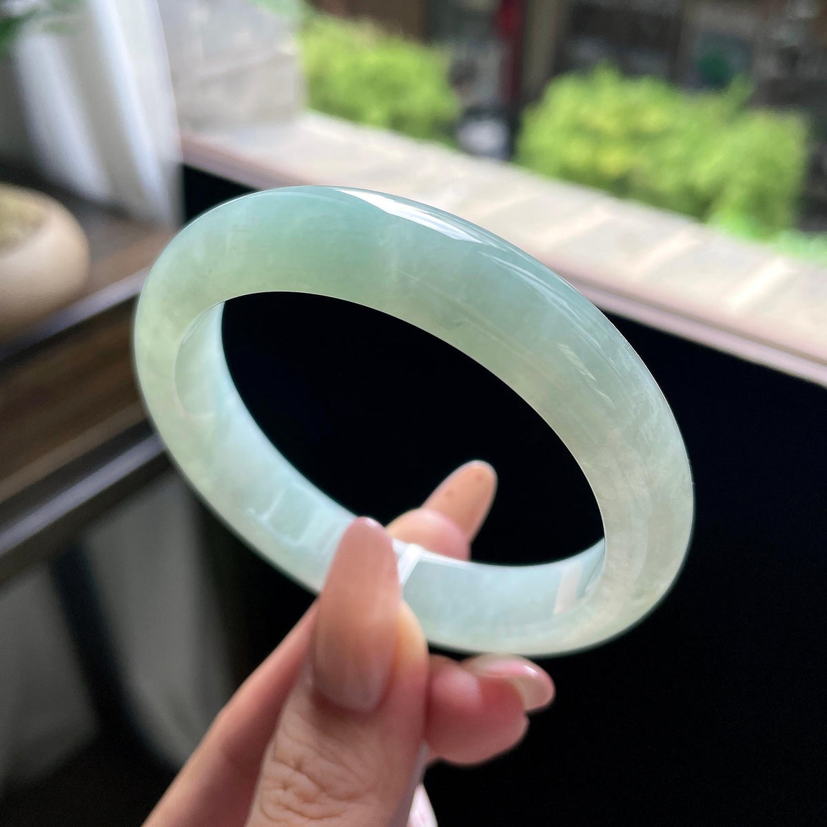 细糯种晴绿底葡萄肉正圈平安镯 56圈 天然缅甸A货翡翠（yc693161）