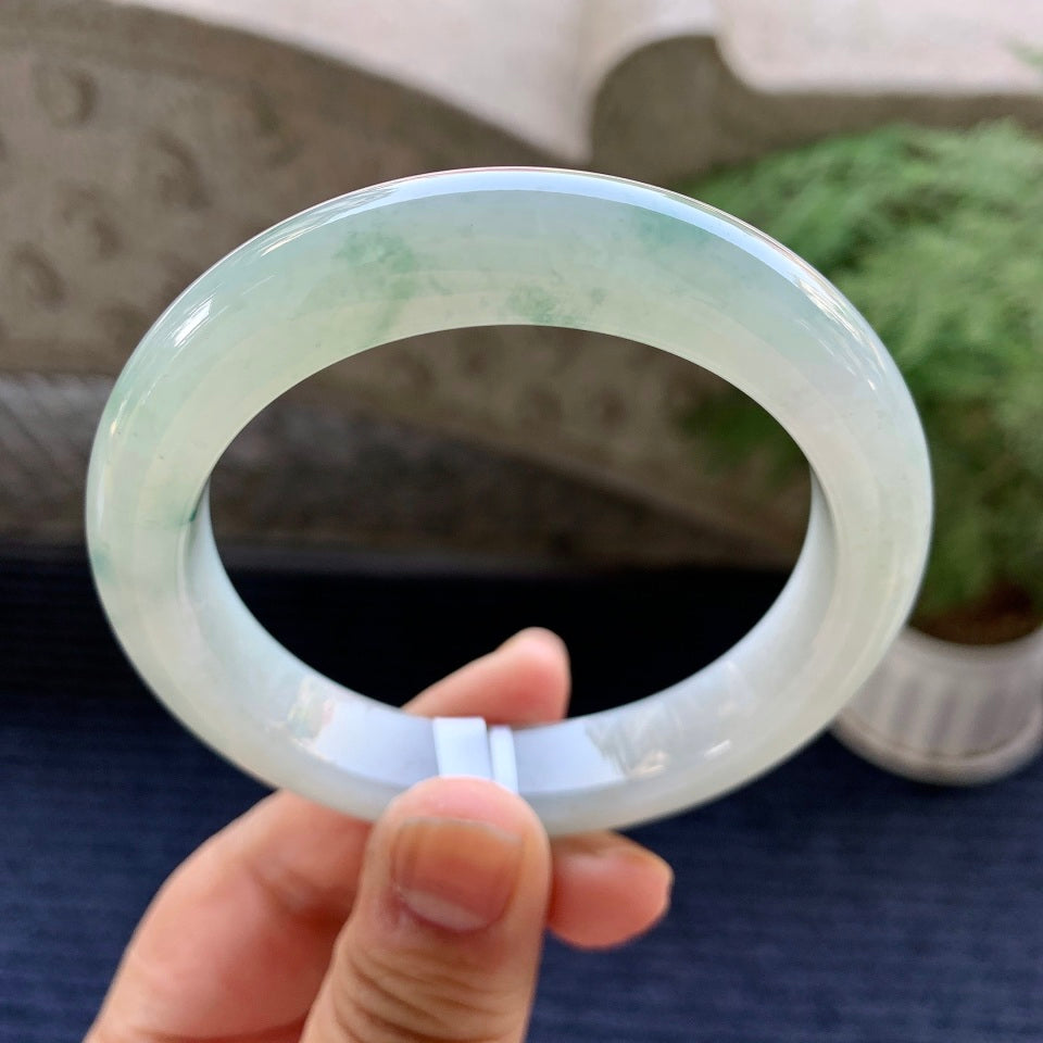糯冰种飘蓝花平安镯（57mm）（yc079297）