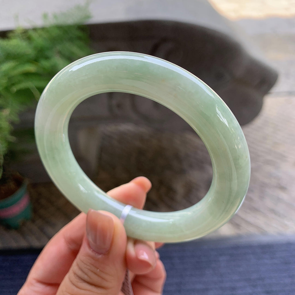 糯种晴底圆条手镯 54.3圈口 天然缅甸A货翡翠（yc499783）