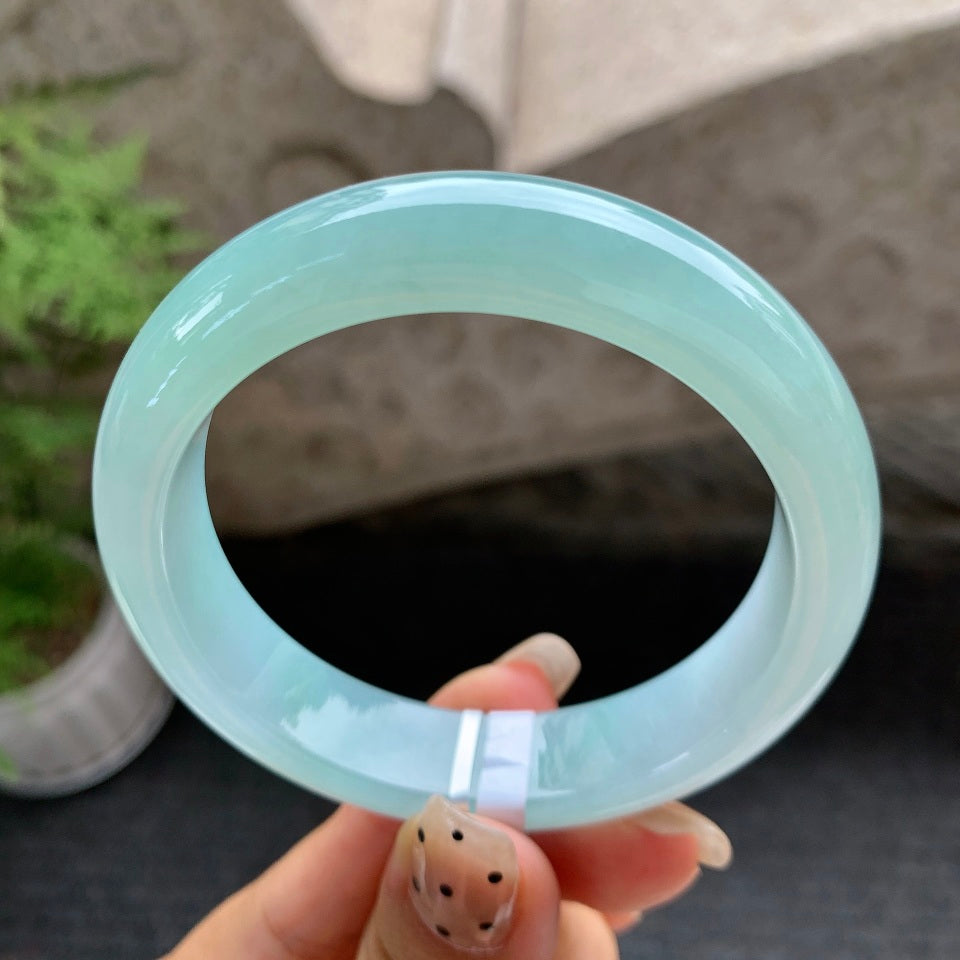 糯化晴底翡翠平安镯（55.6mm）（yc016983）