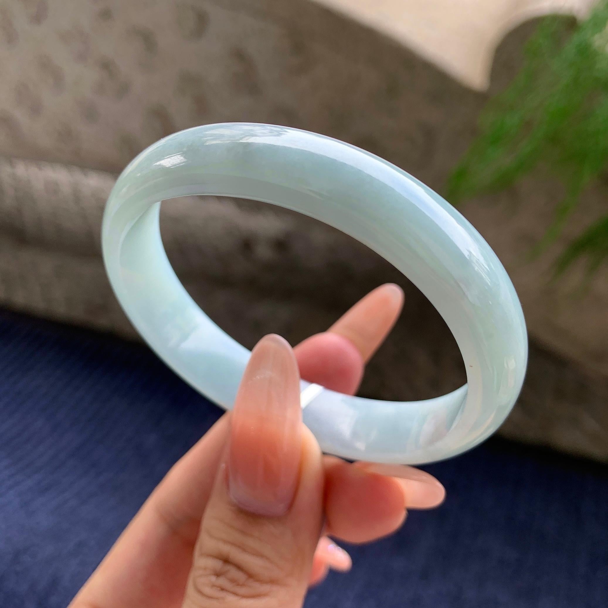 糯种蓝底贵妃 55圈口 天然缅甸A货翡翠（yc530758）