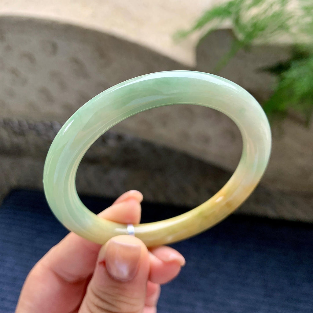 细糯种晴底黄翡圆条手镯 56圈口（yc711297）