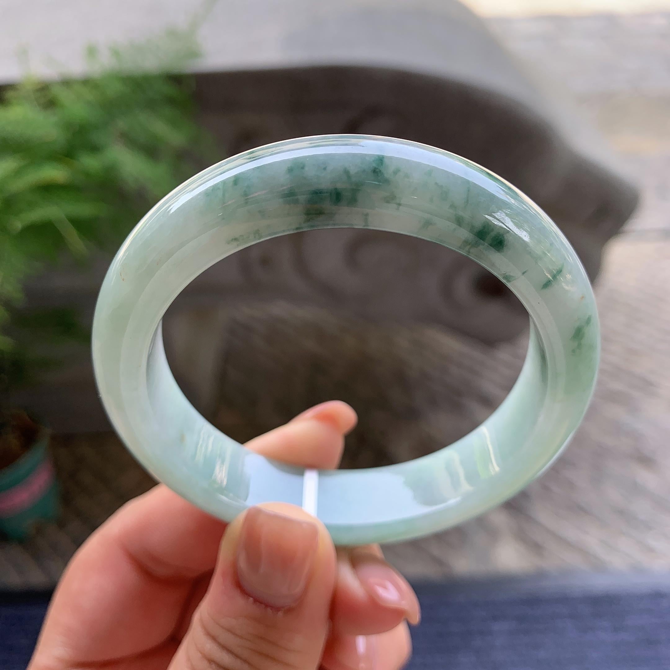 细糯种飘蓝花洒金正圈平安镯 54.4圈口 天然缅甸A货翡翠（yc499792）