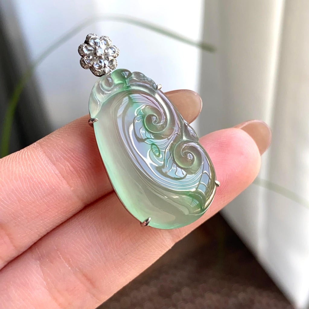 18k金钻镶冰种晴底金丝阳绿如意吊坠（yc263885）