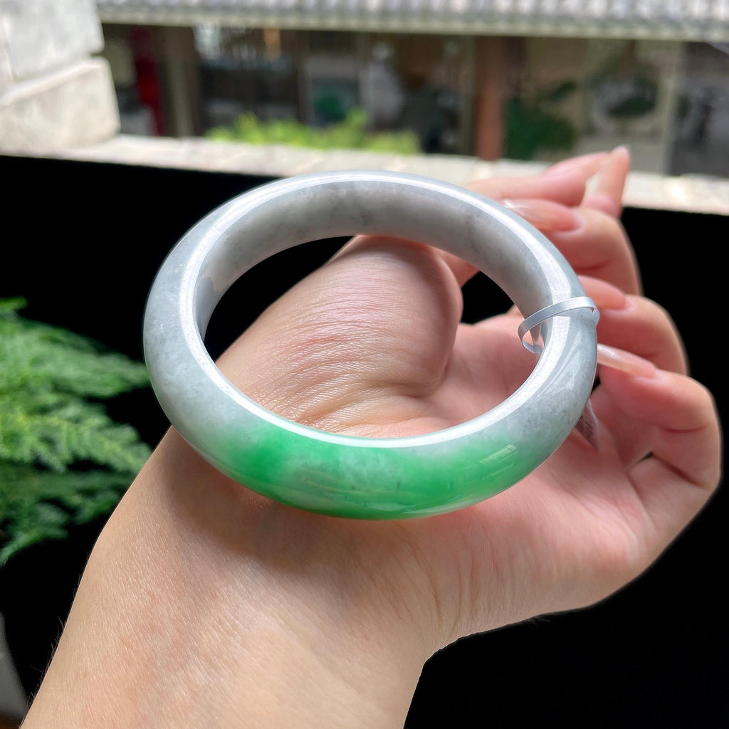 糯种阳绿乌鸡正圈平安镯 57圈口 天然缅甸A货翡翠（yc527797）