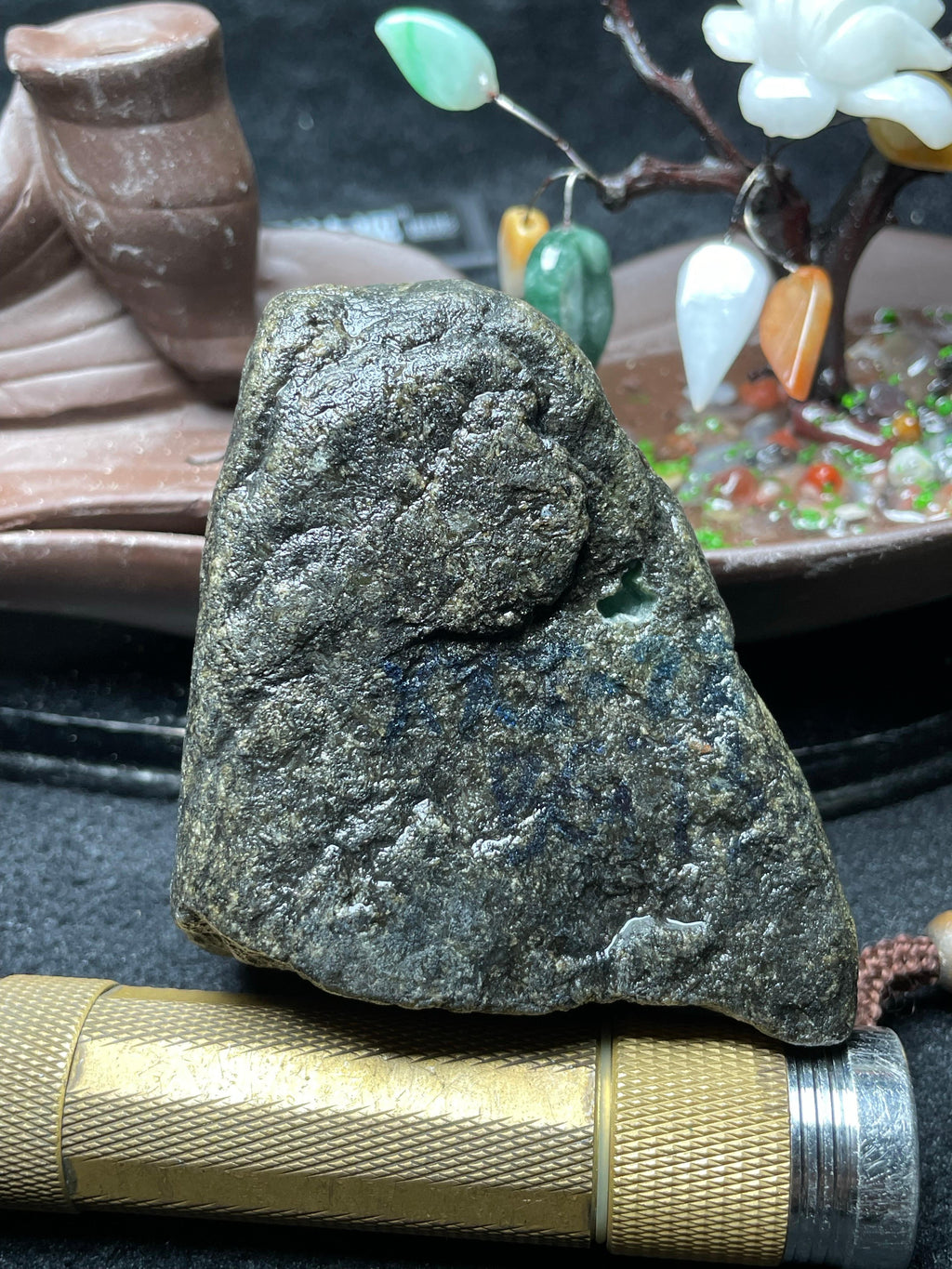 莫湾基开窗阳绿牌子料（yc697842）