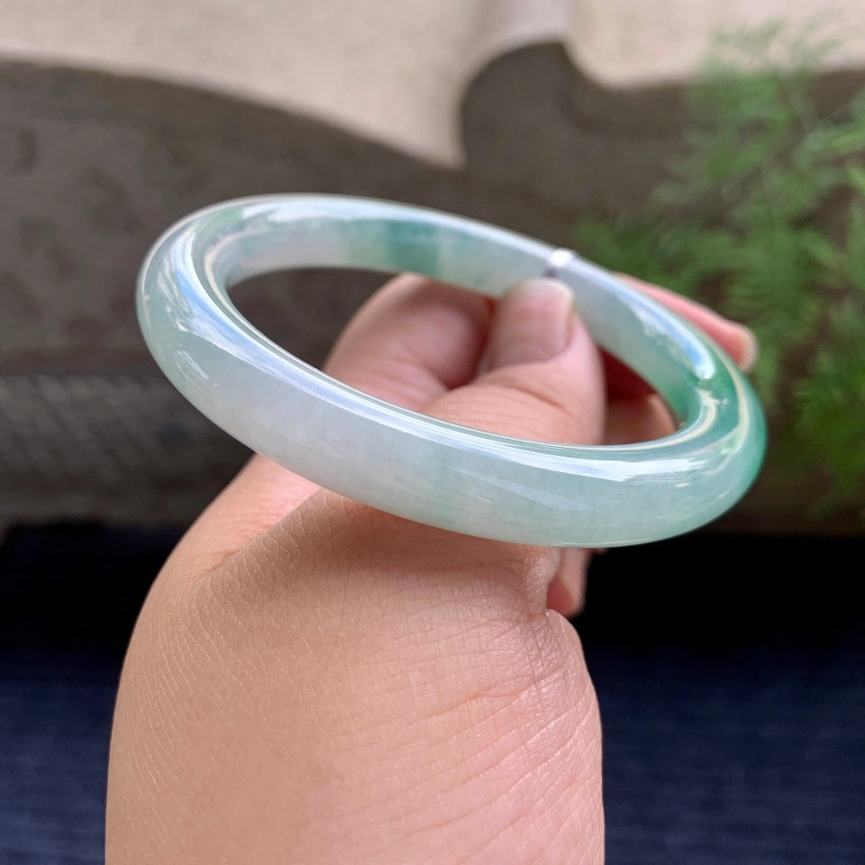 糯冰种飘花圆条手镯（54.2mm）（yc170487）