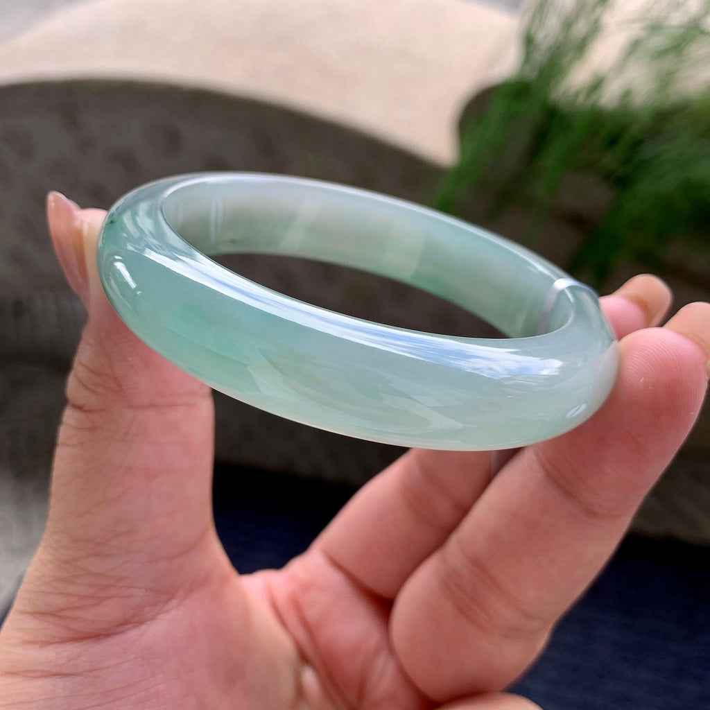 糯冰种晴水飘蓝花贵妃手镯 54.8圈口 天然缅甸A货翡翠（yc534487）