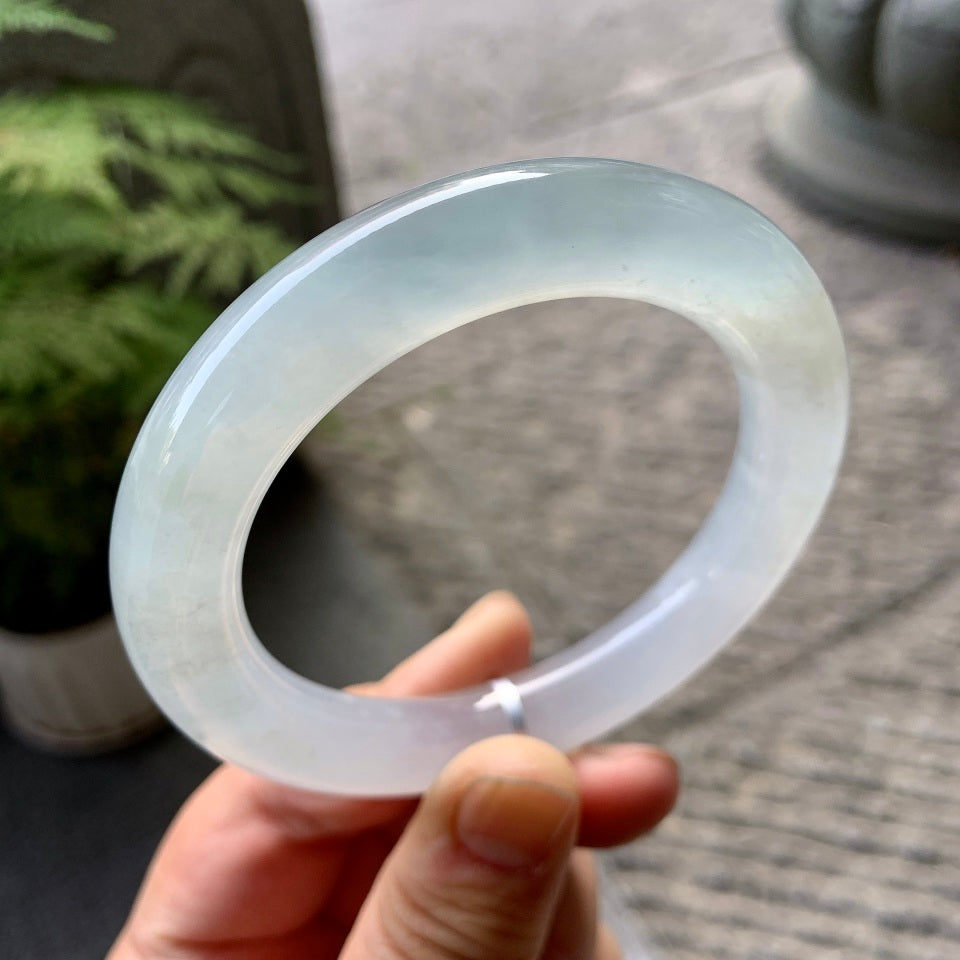 糯冰白月光圆条手镯（57.5mm）（yc057356）