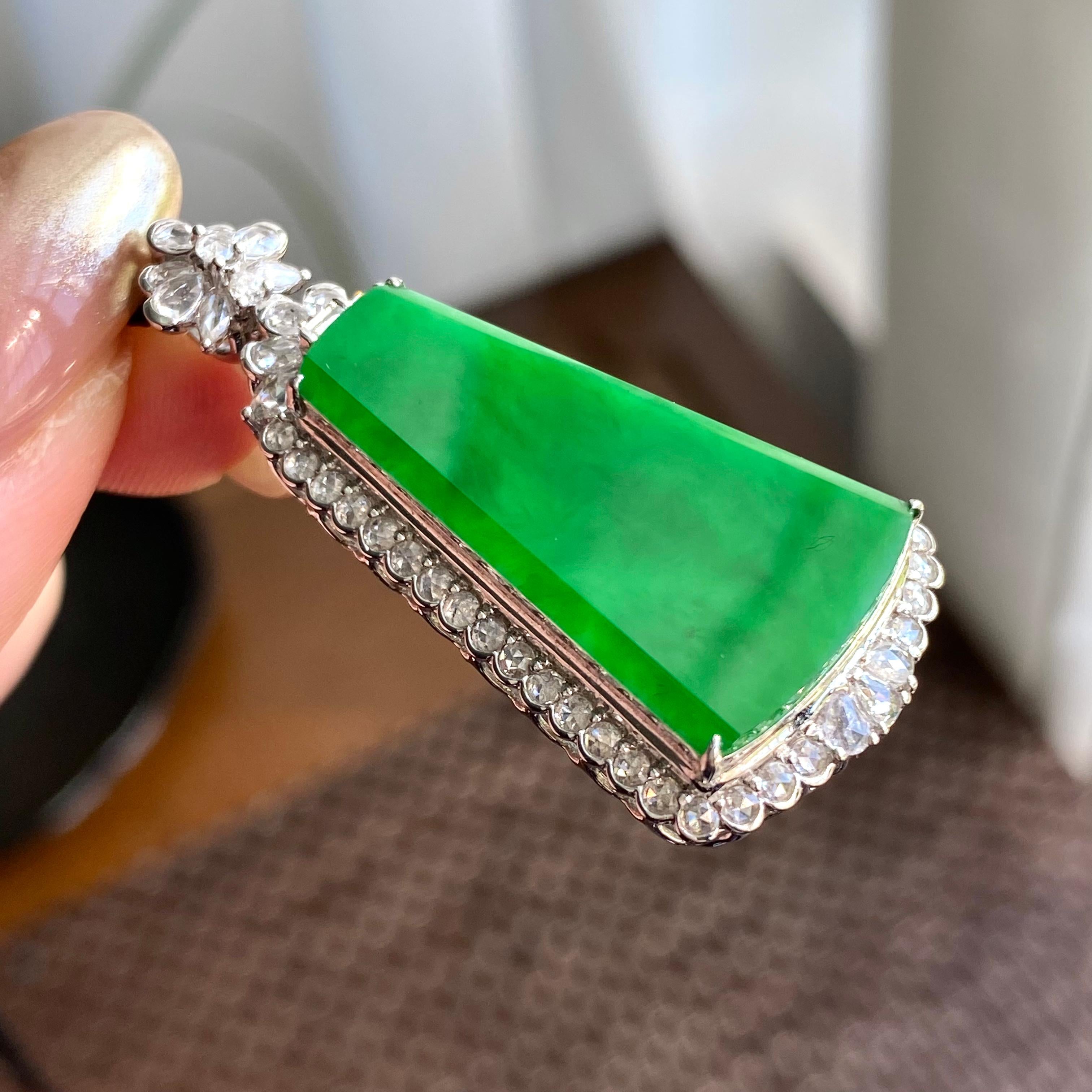 18k金钻镶冰种阳绿无事牌吊坠（yc266197）